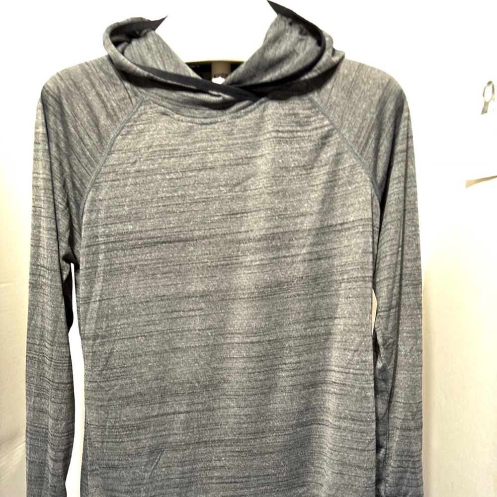 Reebok Athletic HoodedLong Sleeve T women’s